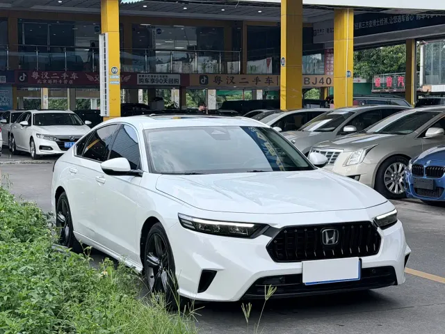 Honda Inspire — Фото автомобиля 3