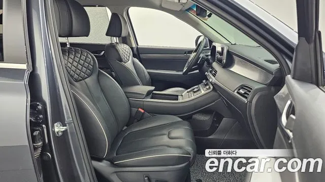 Hyundai Palisade Palisade Дизель 2.2 2WD — Фото автомобиля 10