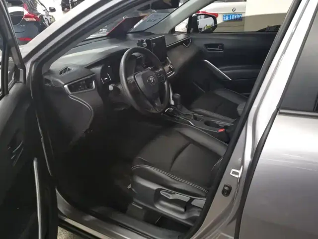 Toyota Corolla Cross — Фото автомобиля 9