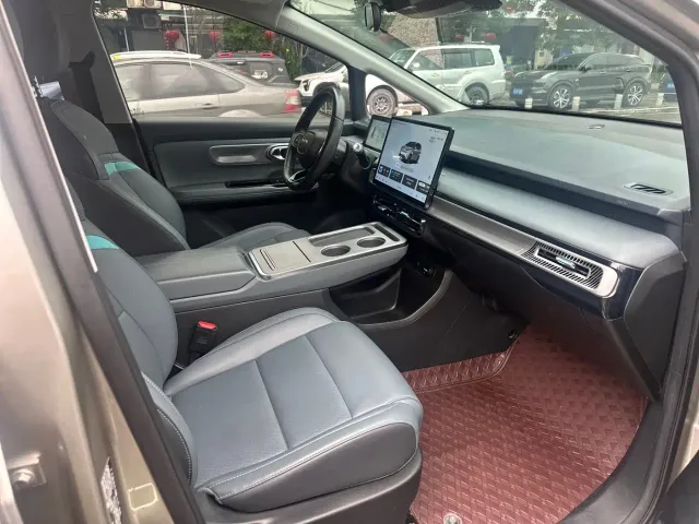 GAC Aion Y — Фото автомобиля 7