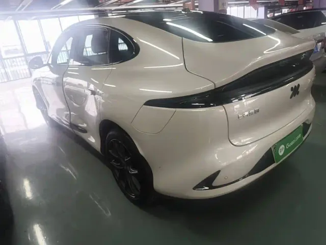 IM Motors LS6 — Фото автомобиля 4