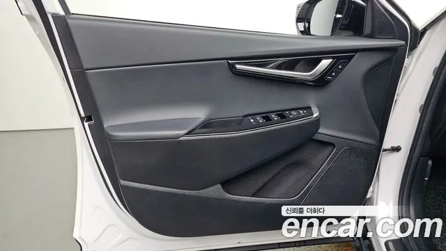 Kia EV6 — Фото автомобиля 13
