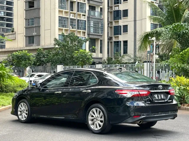 Toyota Camry — Фото автомобиля 9