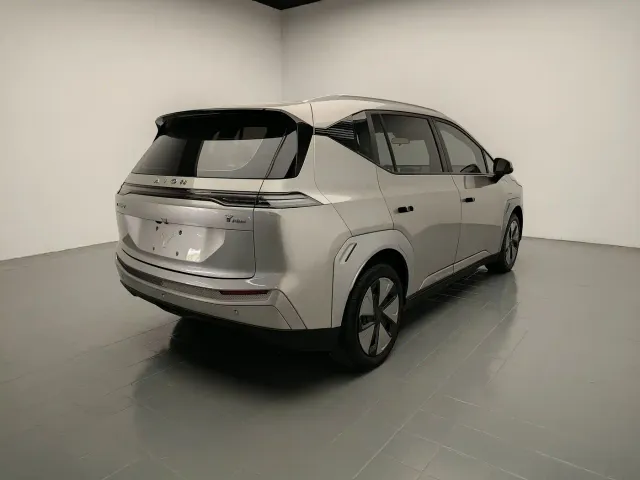 GAC Aion Y — Фото автомобиля 7