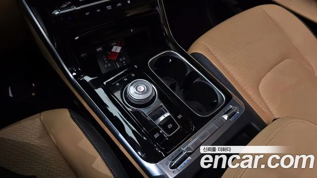 Kia Canival Carnival 4 поколение Дизель 11 мест Signature — Фото автомобиля 9