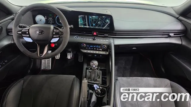 Hyundai Avante CN7 — Фото автомобиля 10