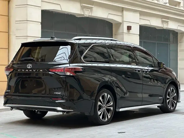 Toyota Granvia — Фото автомобиля 5