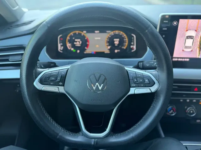 Volkswagen Lavida — Фото автомобиля 13