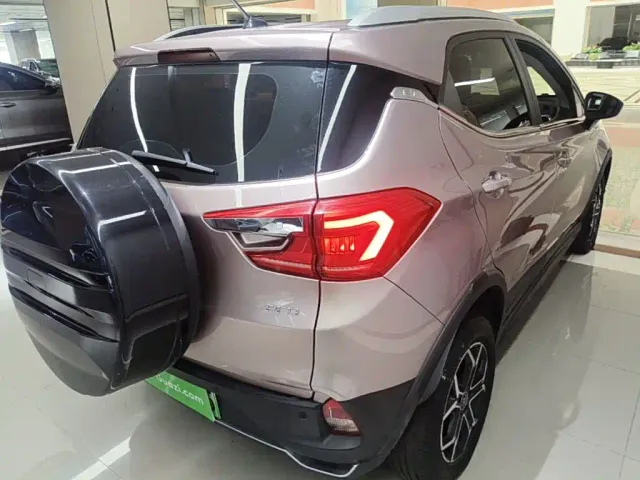 BYD Yuan Pro — Фото автомобиля 6