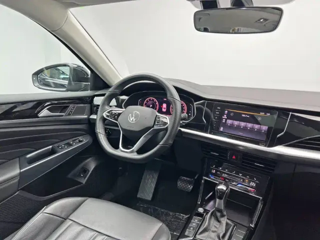 Volkswagen Passat — Фото автомобиля 23