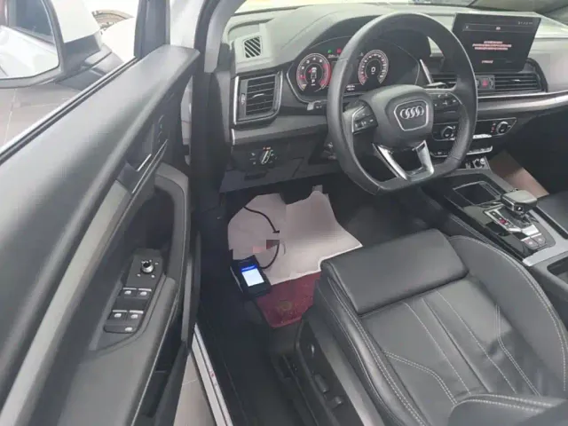 Audi Q5L — Фото автомобиля 22