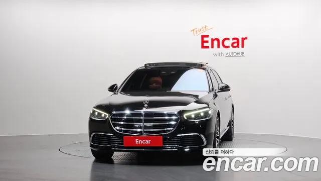 Mercedes-Benz S-Class — Фото автомобиля 3