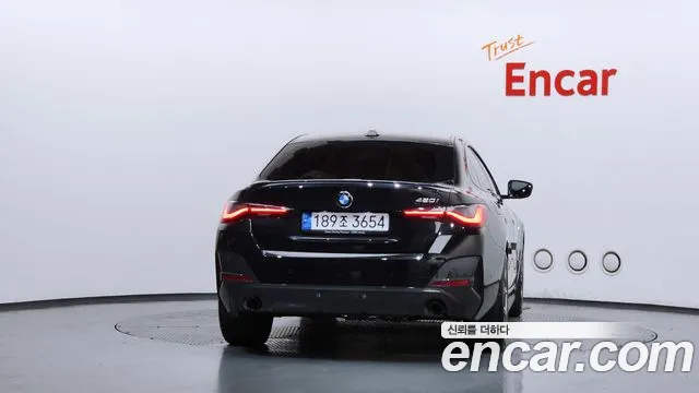BMW 4-Series 4 серия (G22) 420i M Sport Performance Gran Coupe — Фото автомобиля 4