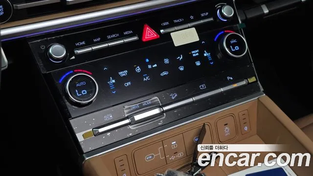 Hyundai Santafe — Фото автомобиля 23