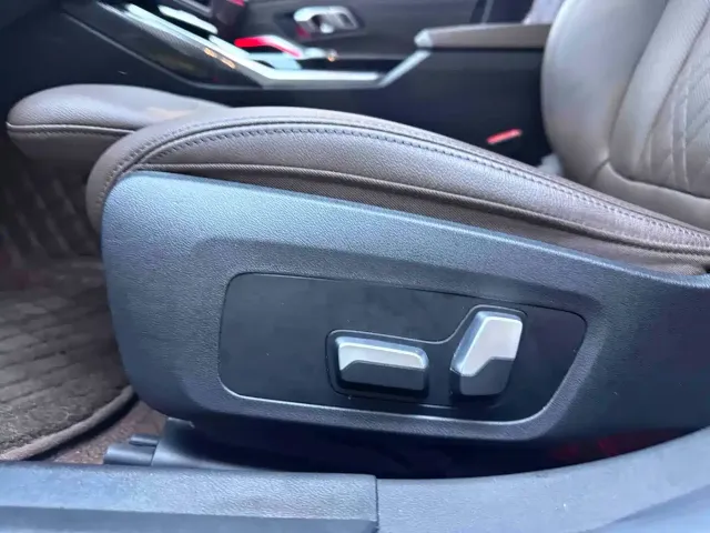 BMW 3 Series — Фото автомобиля 23