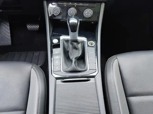Volkswagen Sagitar — Фото автомобиля 16