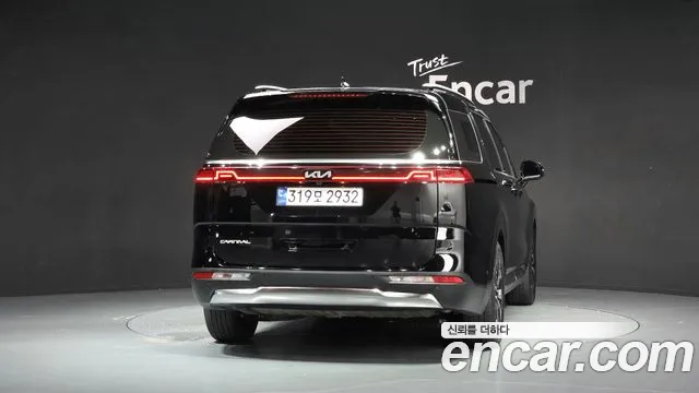 Kia Canival Carnival 4 поколение Бензин 7 мест Signature — Фото автомобиля 4