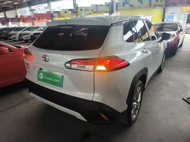 Toyota Corolla Cross — Фото автомобиля 6