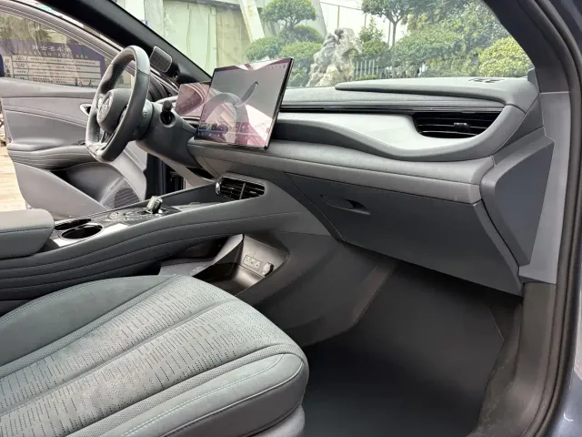 BYD Seal 06 GT — Фото автомобиля 17