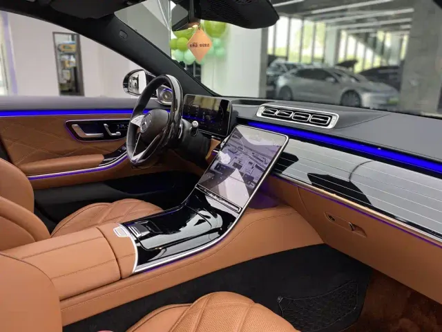 Mercedes-Benz Maybach S-Class — Фото автомобиля 18