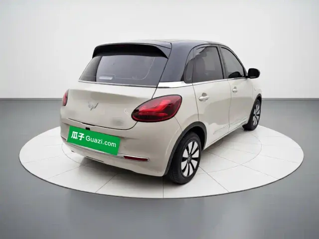 Wuling Bingo — Фото автомобиля 6