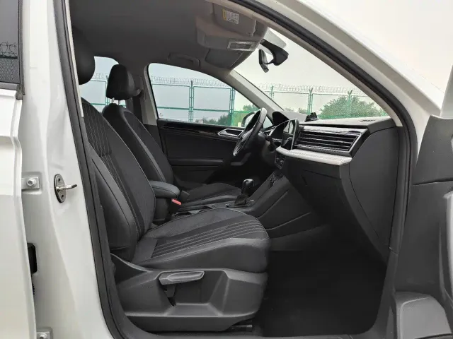Volkswagen Tiguan L — Фото автомобиля 8