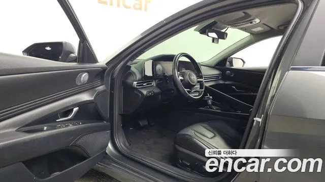 Hyundai Avante CN7 — Фото автомобиля 15