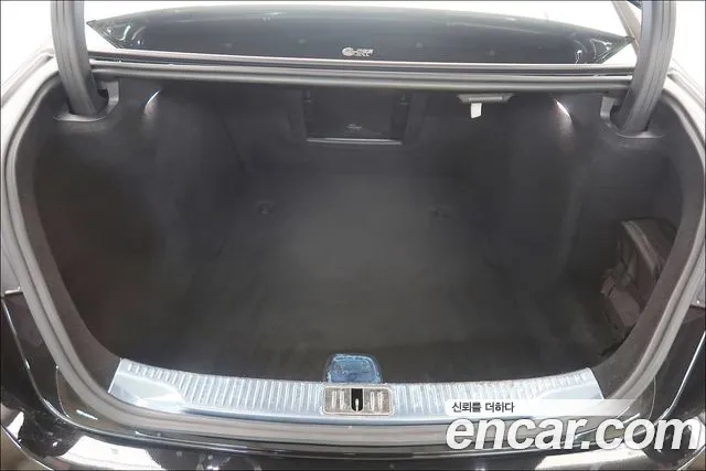 Mercedes-Benz S-Class W223 — Фото автомобиля 18