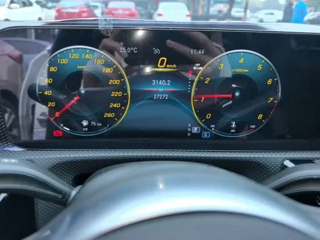 Mercedes-Benz A-Class — Фото автомобиля 11