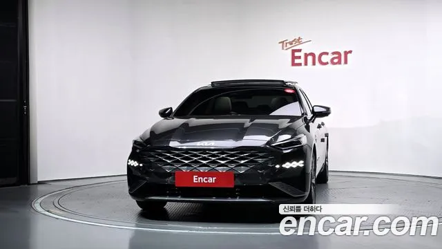Kia K8 Hybrid — Фото автомобиля 3