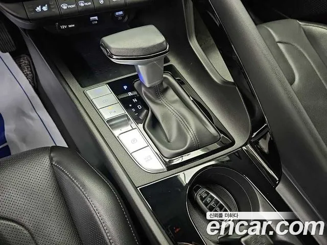 Hyundai Avante — Фото автомобиля 8