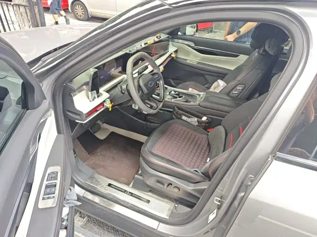 Ford Edge — Фото автомобиля 13