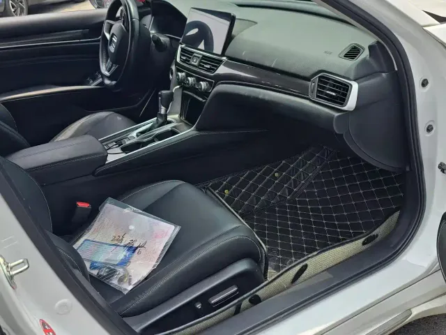 Honda Accord — Фото автомобиля 6