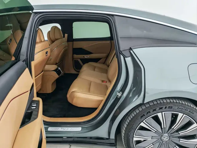 Toyota BoZhi 7 — Фото автомобиля 10