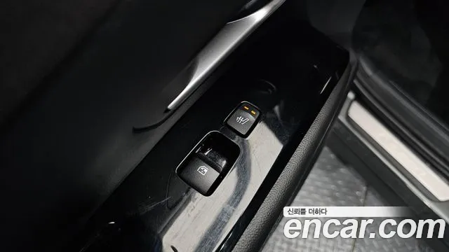 Hyundai Tucson Tucson (NX4) Дизель 2.0 2WD — Фото автомобиля 18