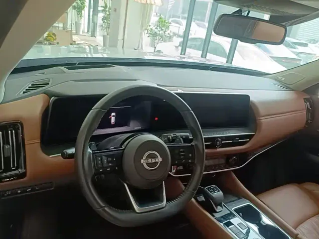 Nissan Terra — Фото автомобиля 9