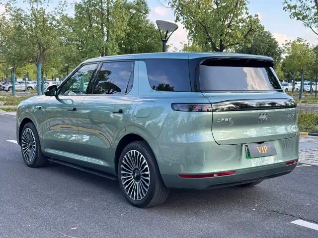 IM Motors LS8 — Фото автомобиля 6