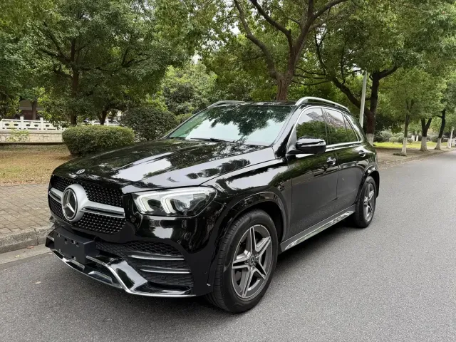 Фотография автомобиля — Mercedes-Benz GLE-Class