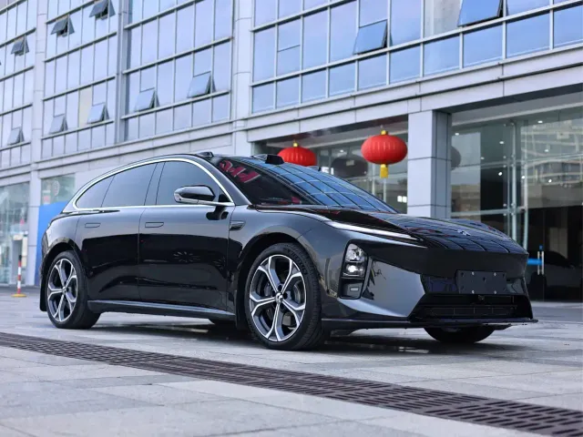 Nio ET5 Touring — Фото автомобиля 3