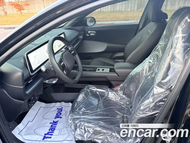 Hyundai Ioniq 6 — Фото автомобиля 10