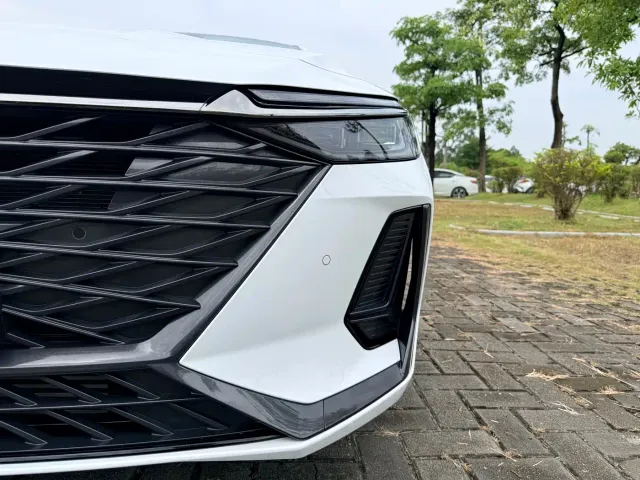 Chery Arrizo 8 — Фото автомобиля 29