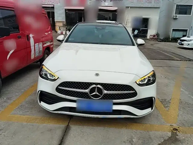 Mercedes-Benz C-Class — Фото автомобиля 2