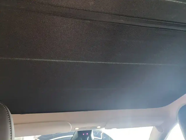 Tesla Model Y — Фото автомобиля 17