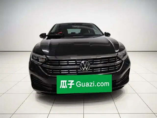 Volkswagen Sagitar 2023 300TSI DSG Surpassing Edition — Фото автомобиля 2