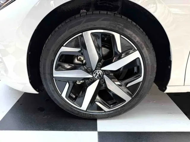 Volkswagen Lamando — Фото автомобиля 4