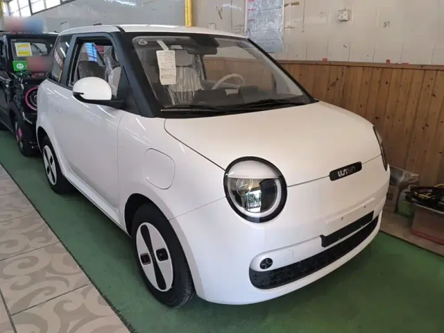 Changan Lumin — Фото автомобиля 3