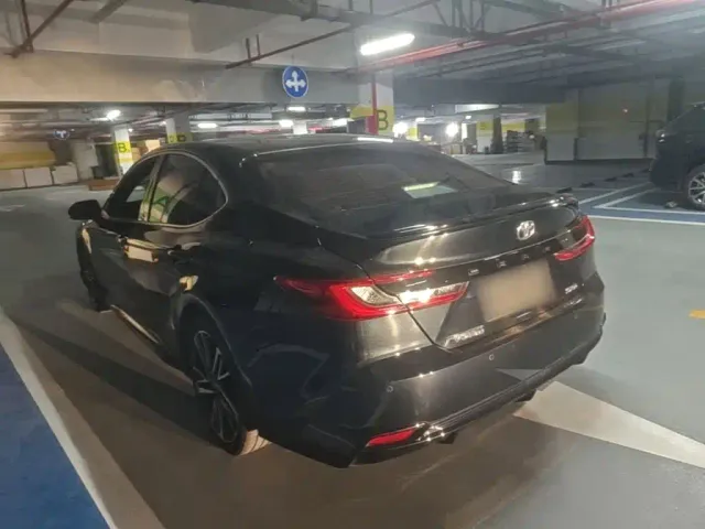Toyota Camry — Фото автомобиля 4