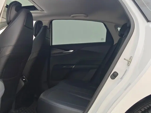 Changan Lamore — Фото автомобиля 8