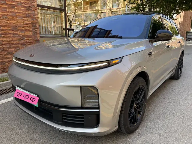 Фотография автомобиля — Li Auto L7