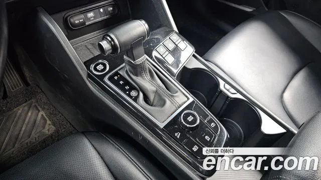 Kia Sportage Sportage 5-е поколение Дизель 2.0 2WD — Фото автомобиля 9